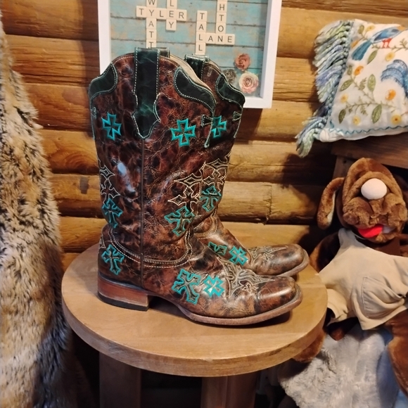 Corral Women's Whiskey/Turquoise Three Cross Vamp and Tube Snip Toe Cowgirl Boot - Picture 1 of 8